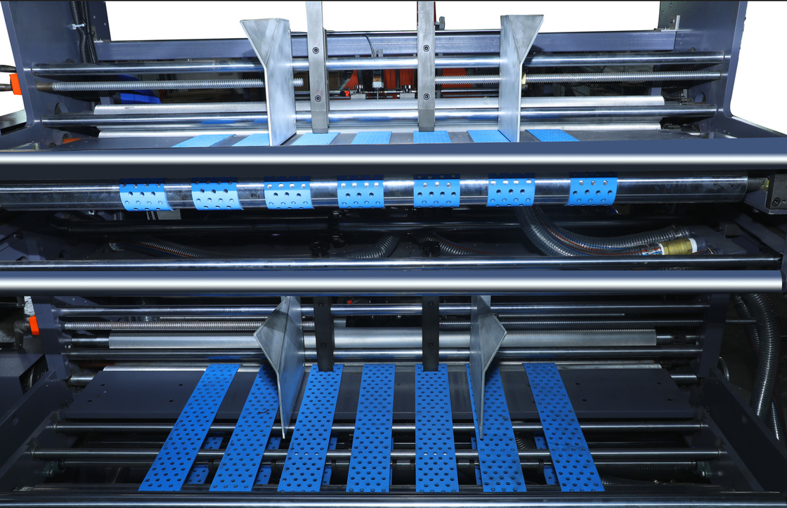 1650 * 1400 มม. กระดาษแข็งลูกฟูกเครื่องเคลือบบัตร Servo Motor Alignment